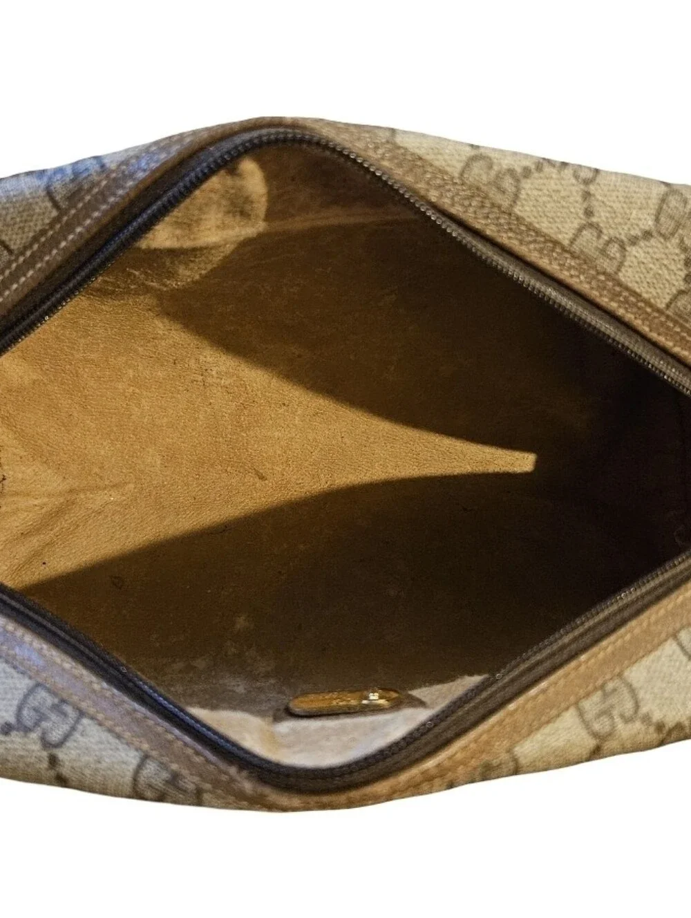 GUCCI GG SUPREME  WOLF Beige Canvas Toiletry travel Bag Wristlet  AUTHENTIC